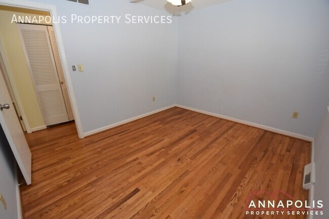 Building Photo - 378 Harwin Dr