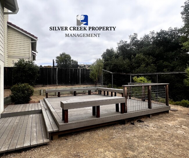 Building Photo - 21072 Greenwood Cir