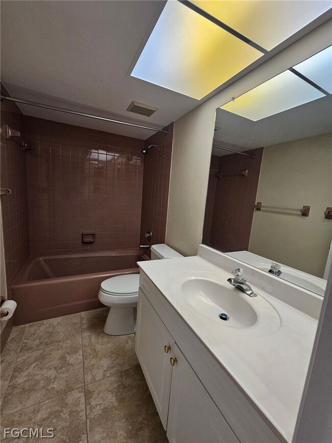 Building Photo - 1221 SE 46th Ln