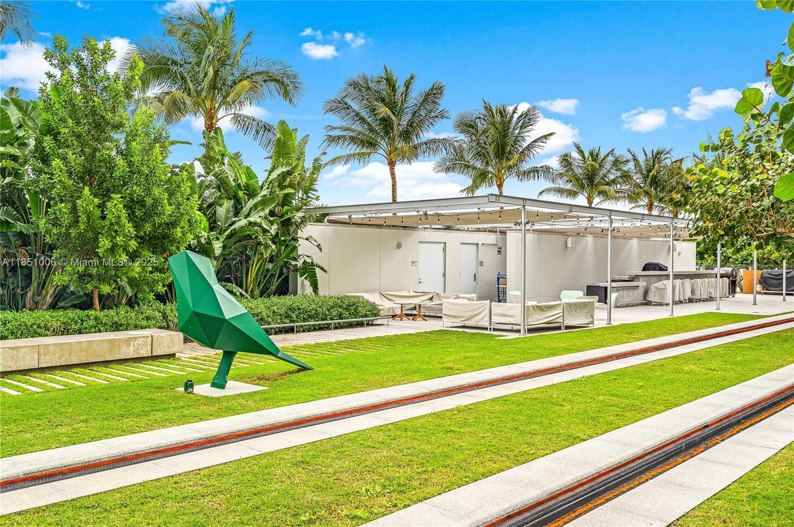 Building Photo - 8701 Collins Ave