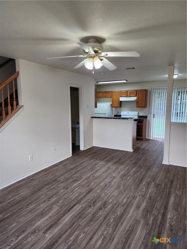 Building Photo - 5709 Redstone Dr