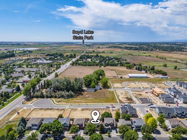 Building Photo - 2021 Falcon Ridge Dr