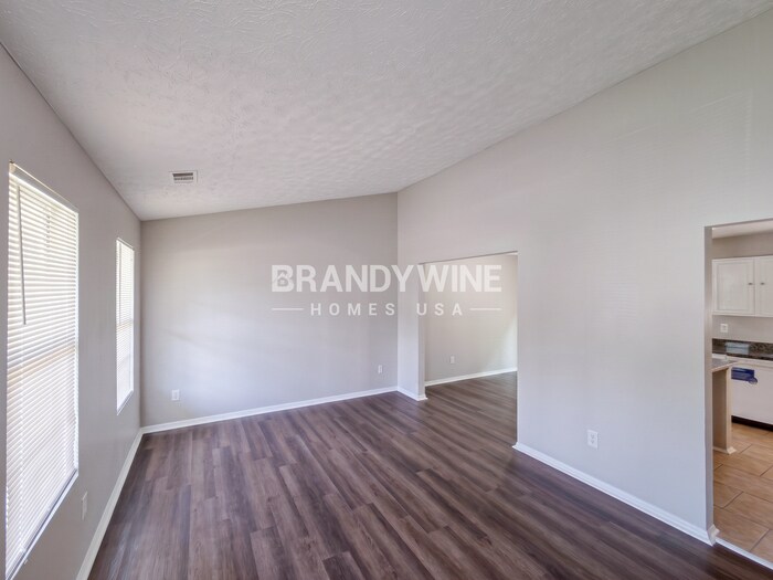 Building Photo - 2604 Clifton Run Trce