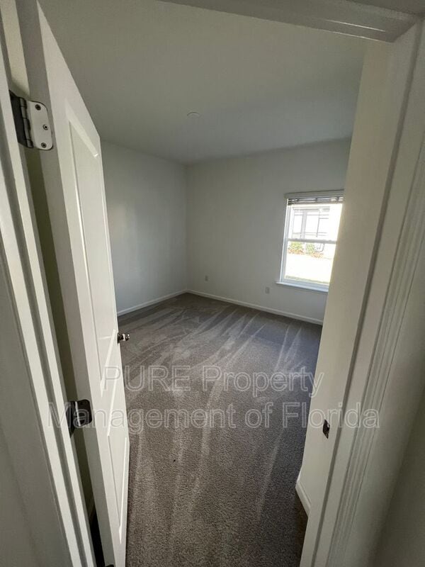 Building Photo - 9025 SW 58th Cir