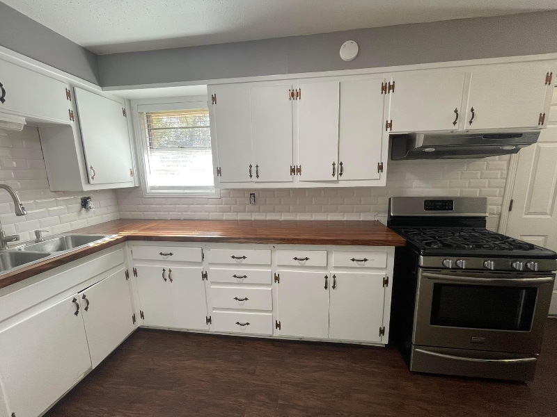 Building Photo - 513 Nichols Dr