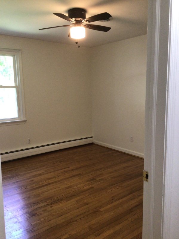 Building Photo - 43855 Bardmore Way