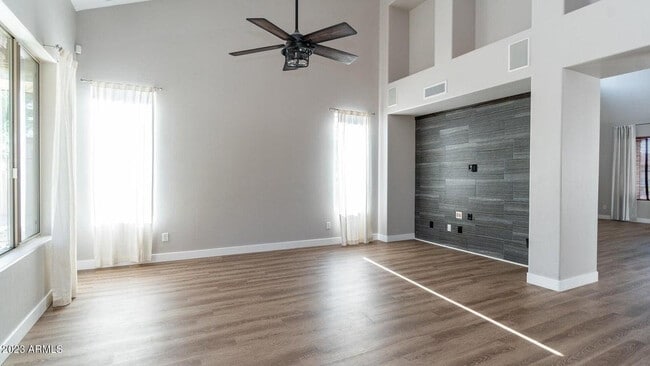 Building Photo - 3441 W Little Hopi Dr