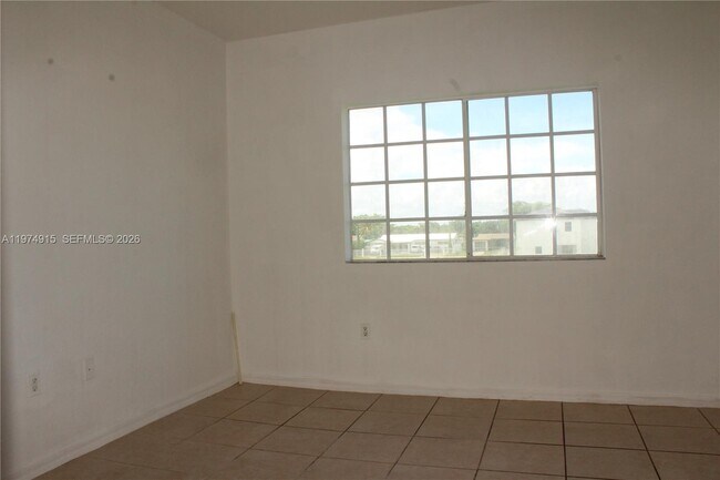 Building Photo - 10937 SW 181st Terrace