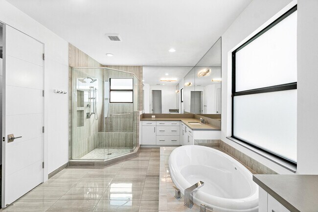 Building Photo - 9006 Dulcetto Ct