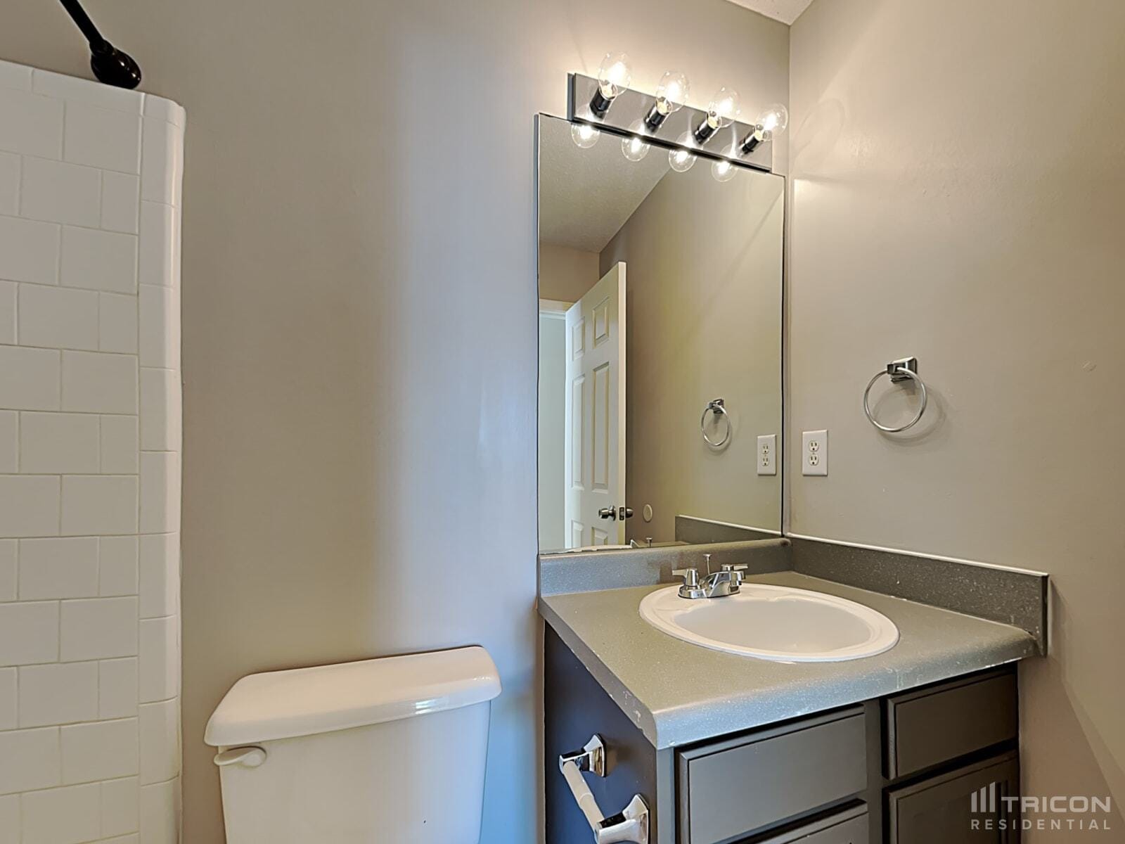 Building Photo - 1654 Heyford Cir NW