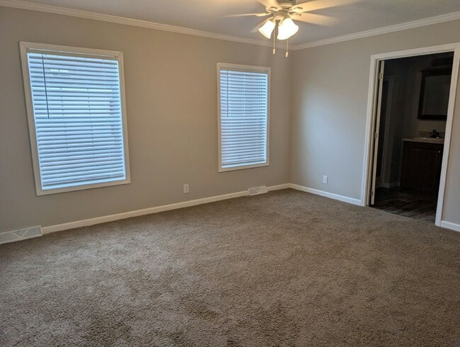 Building Photo - 52521 Green Ash Ct