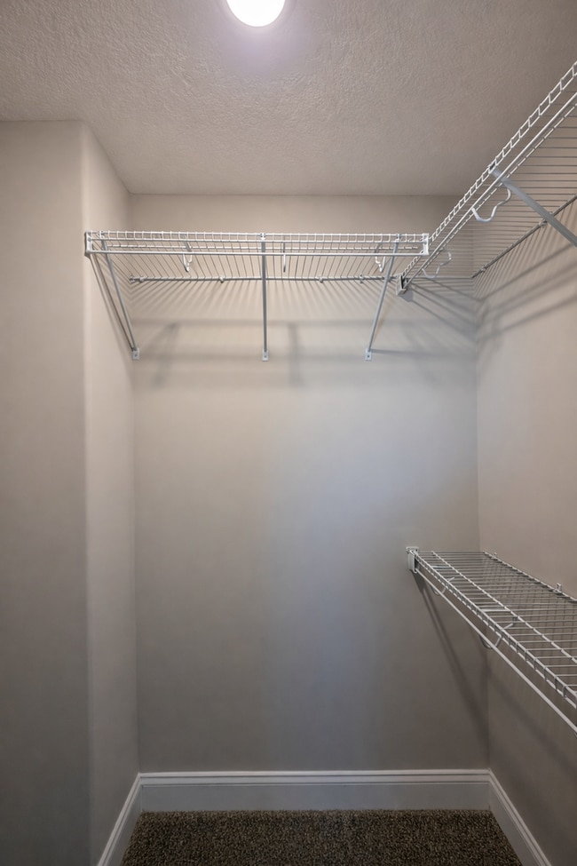 Building Photo - $250 OFF Move In Special! - Modern 3 Bedroom Townhome in Prime Location