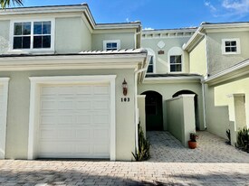 Building Photo - 1335 Mariposa Cir