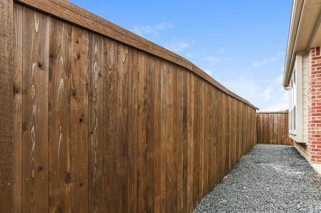 Building Photo - 120 Knight of Realm Blvd