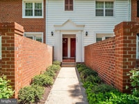 Building Photo - 4607 28th Rd S
