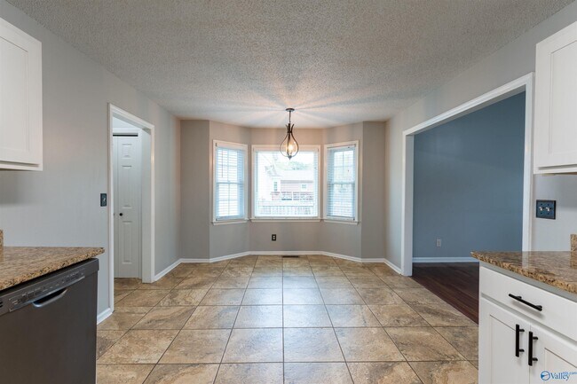 Building Photo - 104 Westminster Way