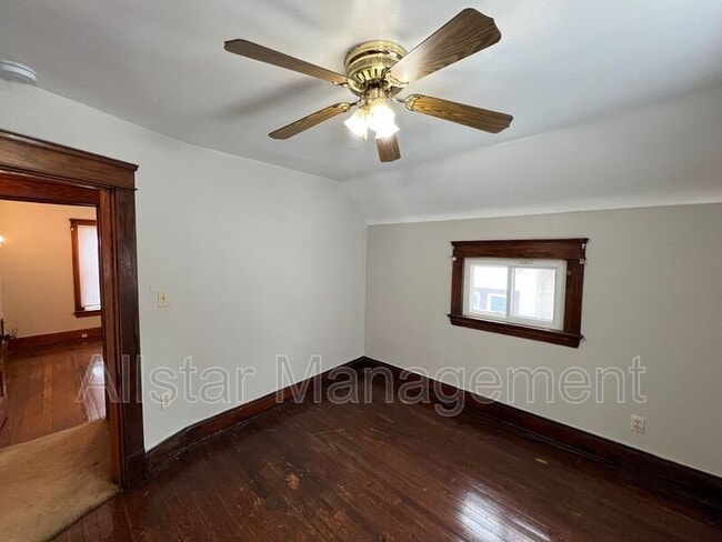 Building Photo - 4296 E 114th St