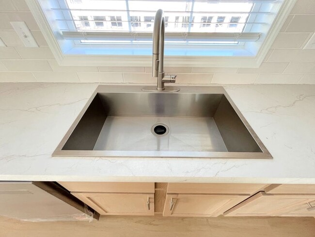 Building Photo - 1021 Vervain Dr