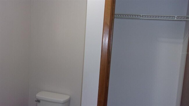 Building Photo - 10015 SW 90th Ct