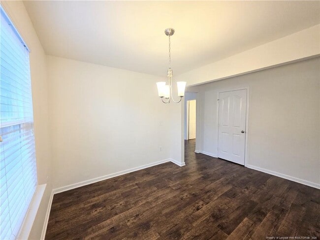 Building Photo - 331 Botanical Ct