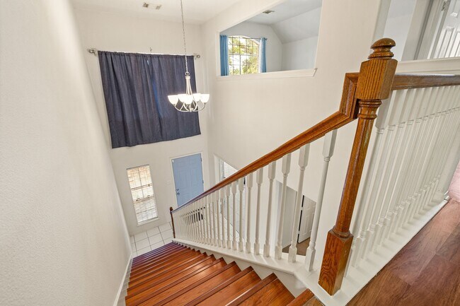 Building Photo - 20307 Wild Berry Dr