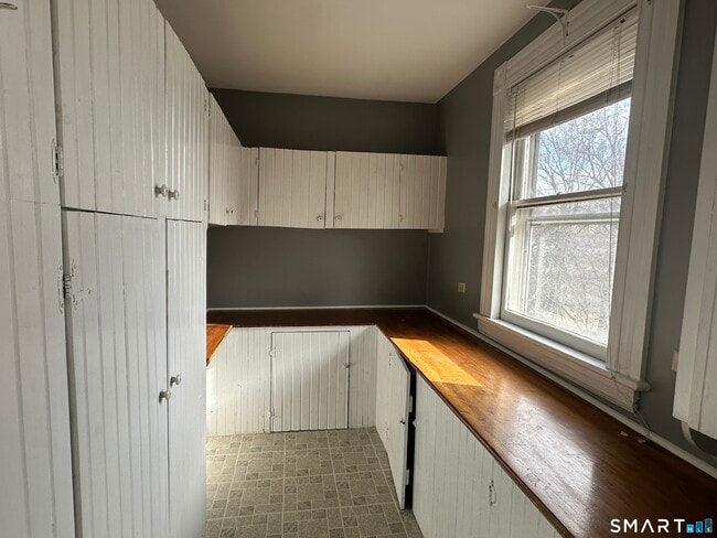 Building Photo - 118 Ellsworth St