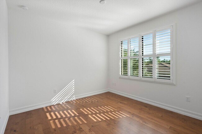 Building Photo - 14579 White Jade Terrace