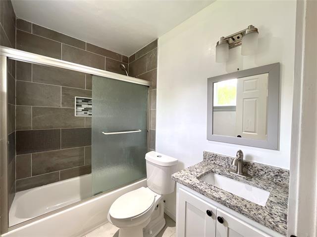 Building Photo - 12120 Bishop Dr