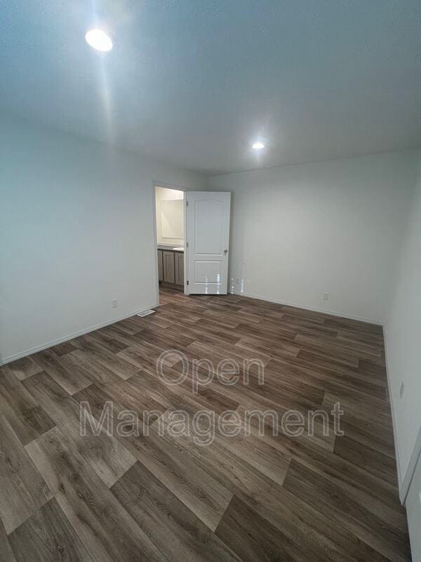 Building Photo - 18-1015 Gibraltor