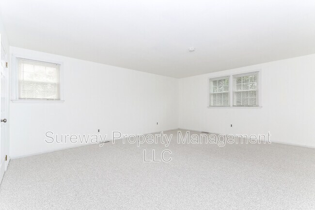 Building Photo - 276 Highland Ave