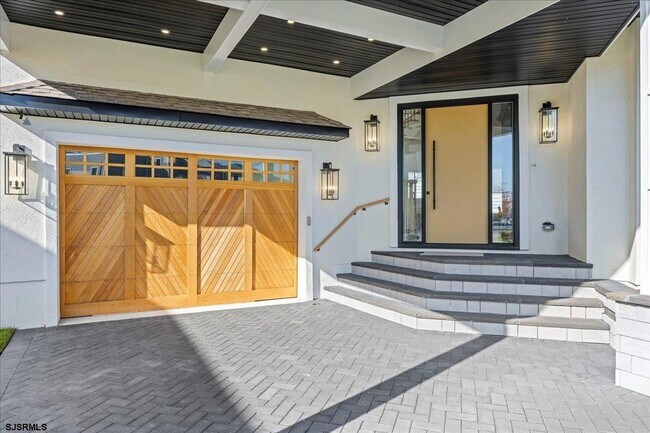 Building Photo - 31 Seaside Ct