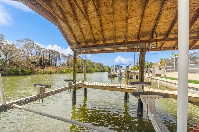 Building Photo - 3927 Doral Dr