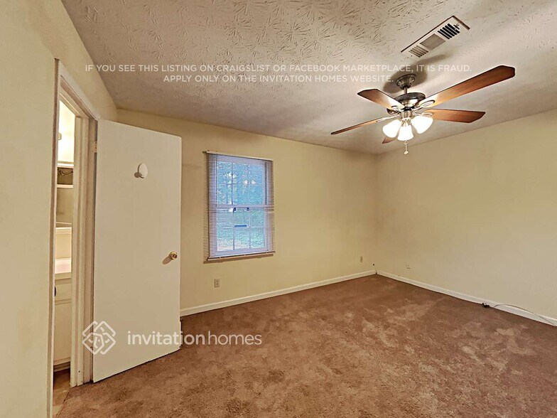 Building Photo - 1396 Candlelite Ln