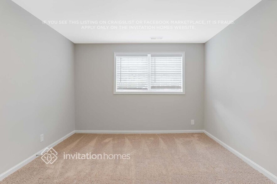 Building Photo - 2157 Rolling View Dr