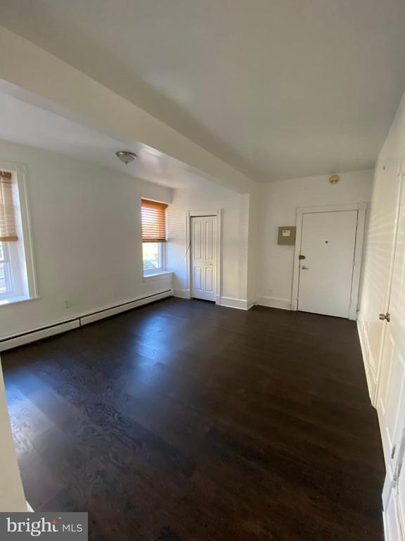 Building Photo - 7300 Boyer St