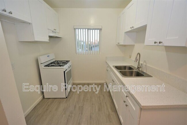 Building Photo - 710 W Channel Islands Blvd