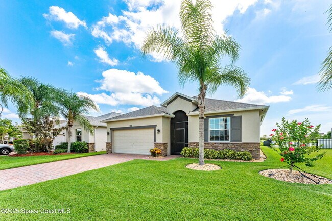 Building Photo - 5724 Trieda Dr
