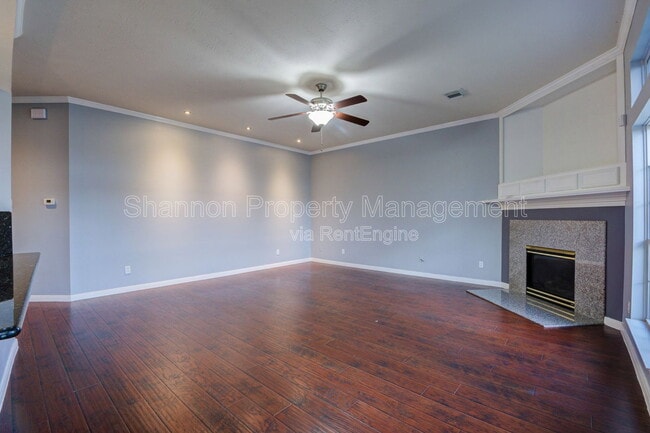 Building Photo - 3403 Kerr Ln