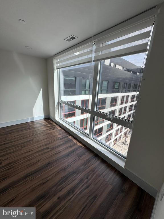 Building Photo - 4900 Spruce St