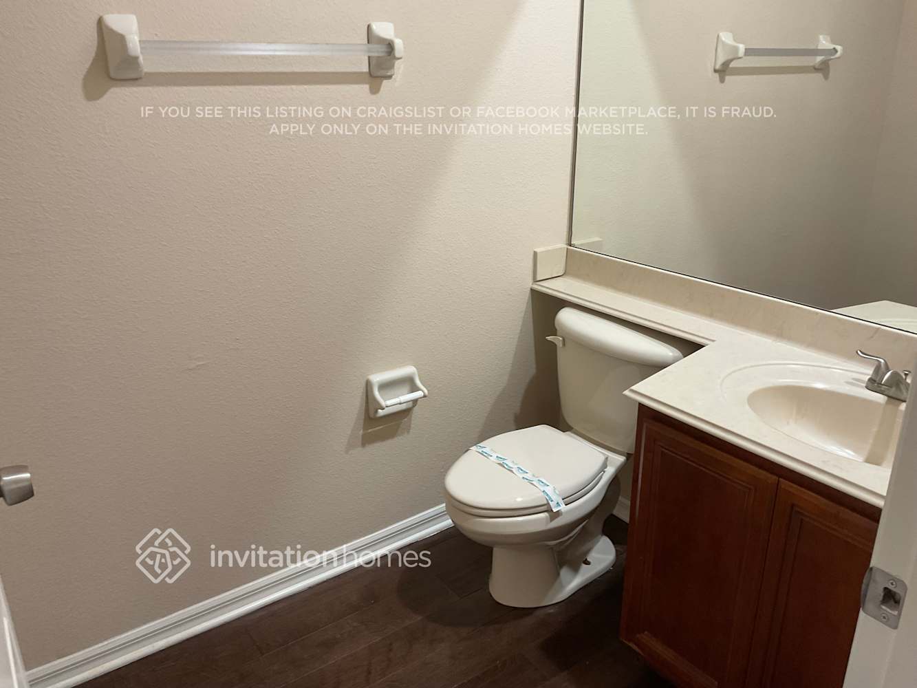 Building Photo - 14824 Cedar Branch Way