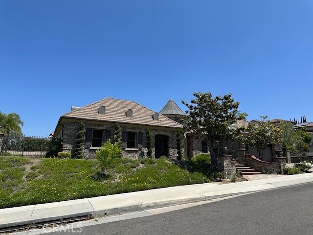 Building Photo - 25351 Mustang Dr