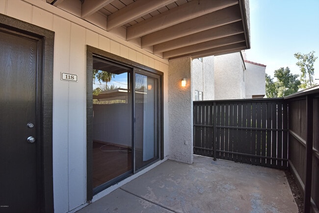 Building Photo - 2938 N 61st Pl