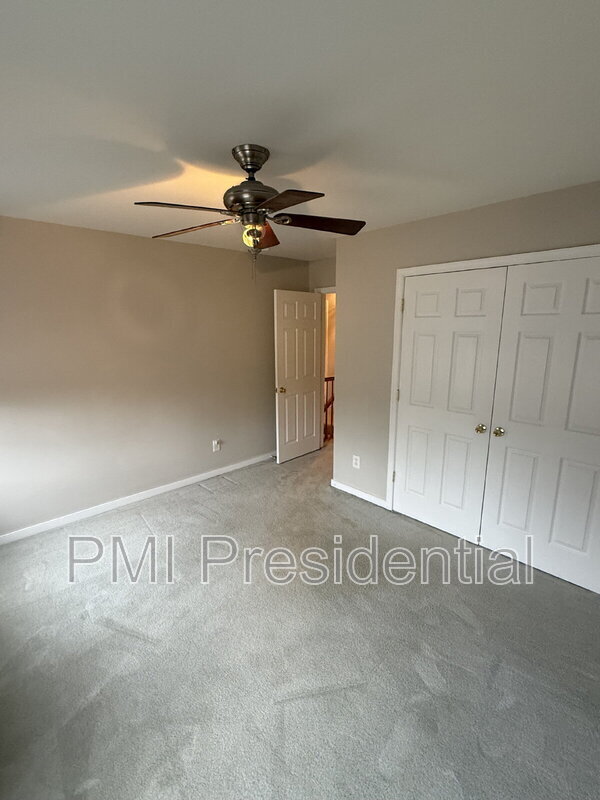 Building Photo - 8008 Moss Gate Ct