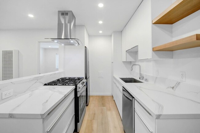 Interior Photo - 519 Hill St in Santa Monica!  Steps to Mai...