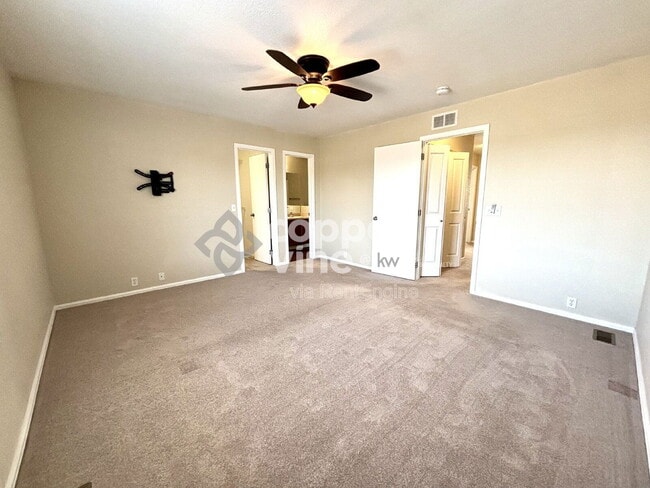 Building Photo - 3285 E 123rd Dr