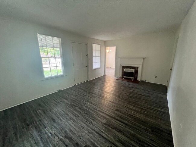 Building Photo - Welcome to Pageland Drive !