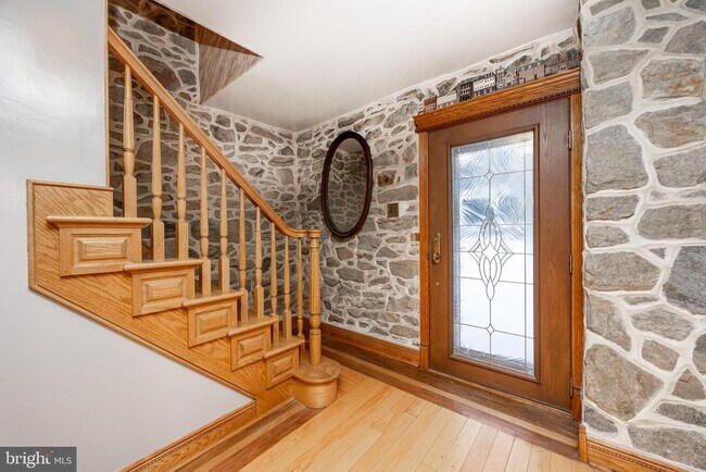 Building Photo - 2568 Pike Ave