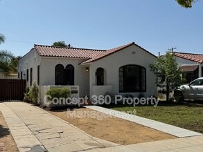 Building Photo - 3551 Lemon Ave