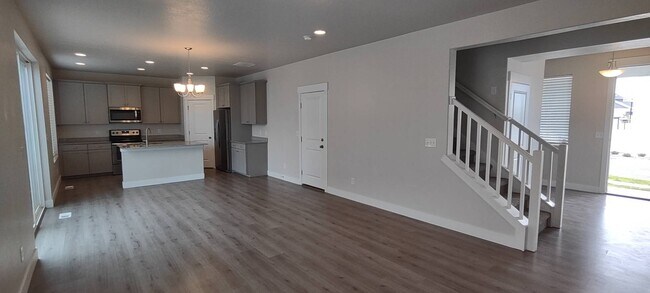Building Photo - Spotless House, corner lot, 2 car attached