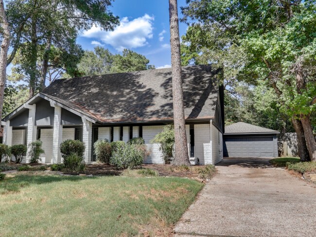 Building Photo - 1951 Round Spring Dr